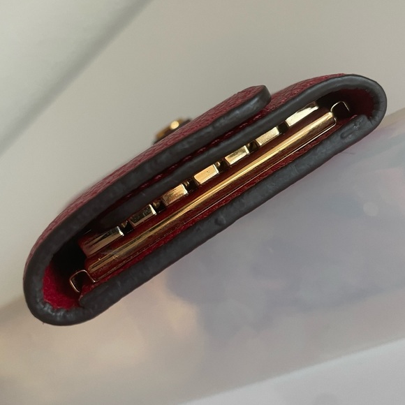 LOUIS VUITTON ❤️ Red Empreinte 6 Ring Key Holder ❤️ Excellent Condition - Picture 9 of 13